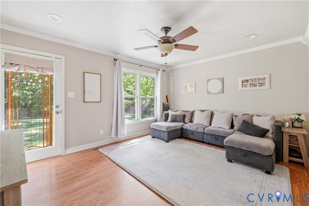 3046 Davis Mill Road Goochland, VA 23063 - Photo 22 of 40 Wood-finish flooring, recessed lighting, and a cei