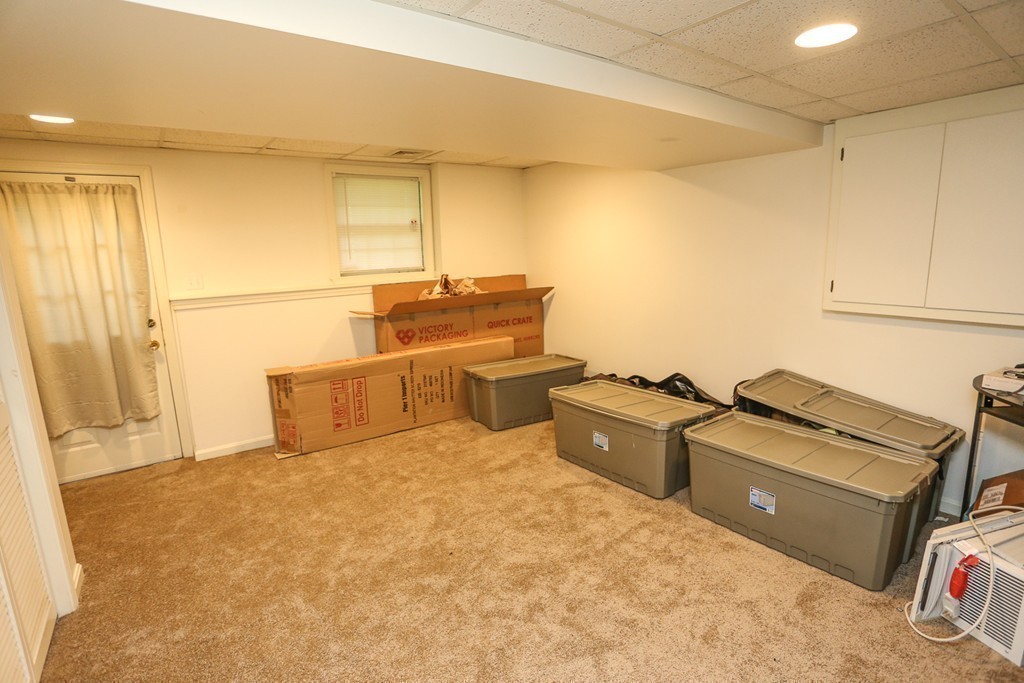 241 Winding Pond Road, Unit 241 Londonderry, NH 03053 - Photo 18 of 30