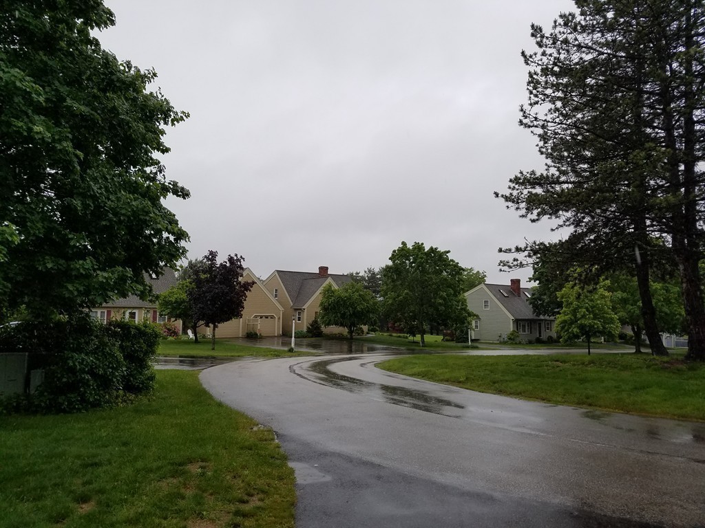 241 Winding Pond Road, Unit 241 Londonderry, NH 03053 - Photo 24 of 30 a view of a park