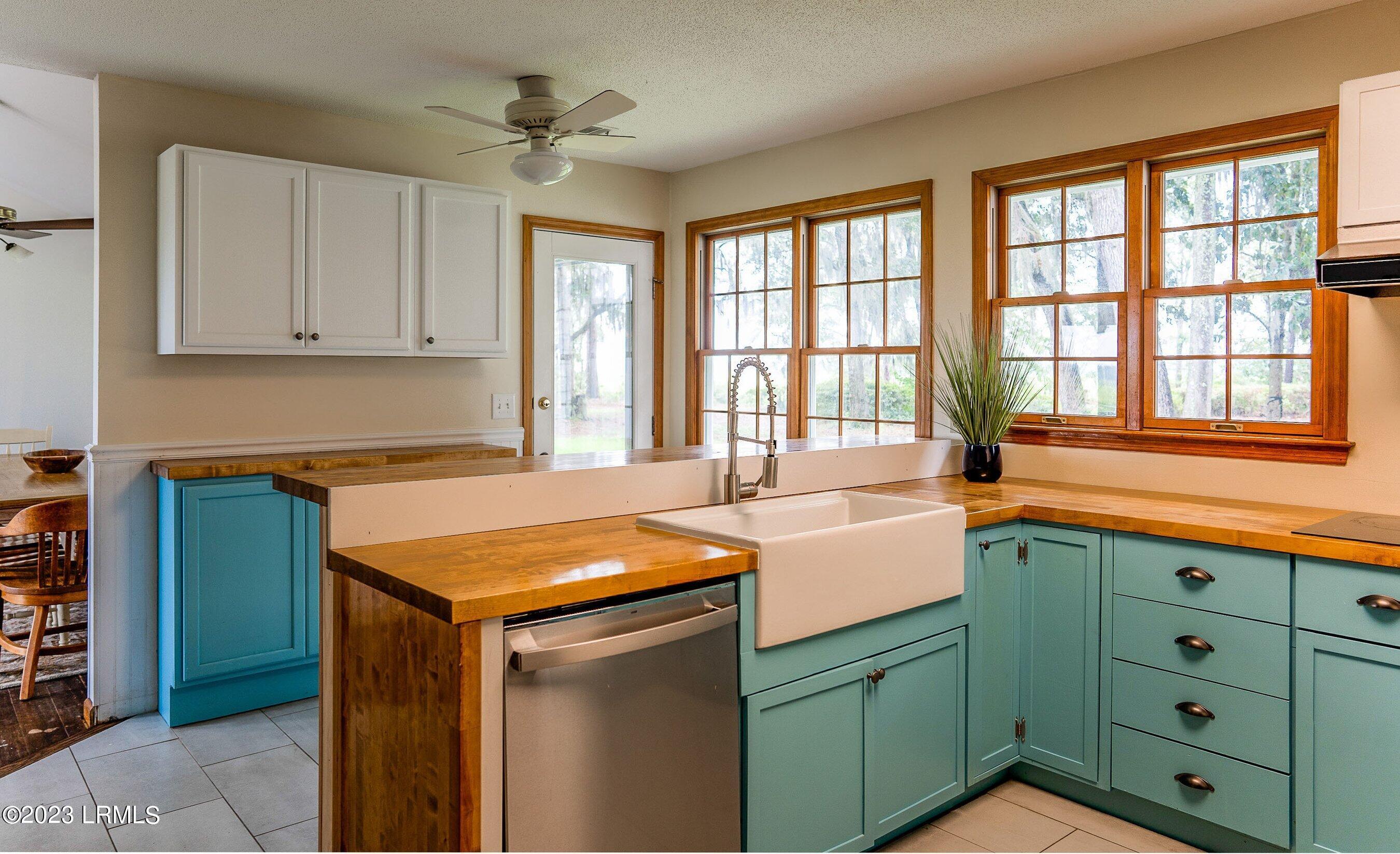 3 Marsh Point Road St. Helena Island, SC 29920 - Photo 22 of 38 DSC04047-101-HDR-1.jpg-SMALL