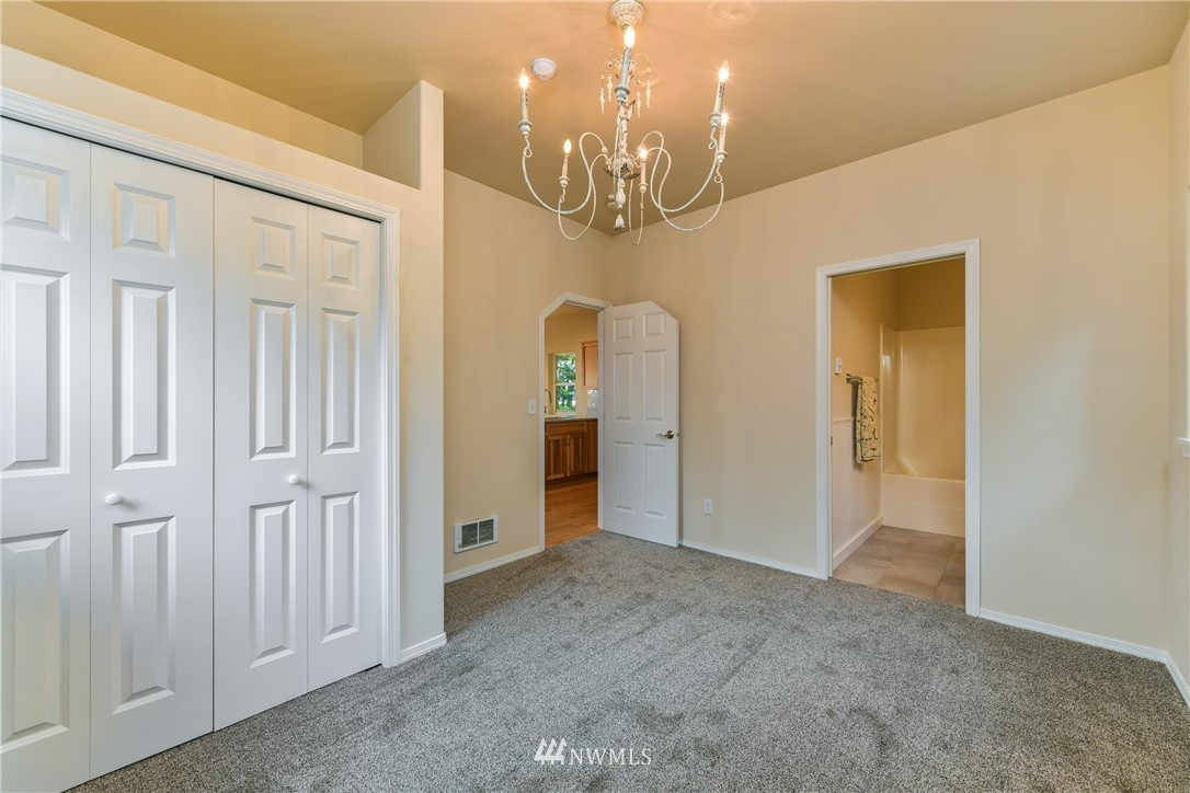 18184 Capet Zalsiluce Road La Conner, WA 98257 - Photo 14 of 25 en view interior of a house and hallway