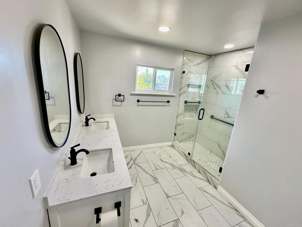 880 Crest View Road Vista, CA 92081 - Photo 16 of 55