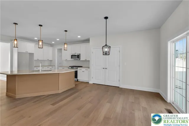 $789,000 | 1480 Bushkill Center Road, Nazareth, PA 18064