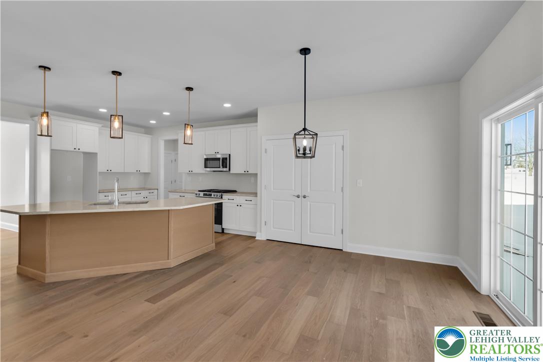 1480 Bushkill Center Road Nazareth, PA 18064 - Photo 16 of 55 Eat in kitchen area