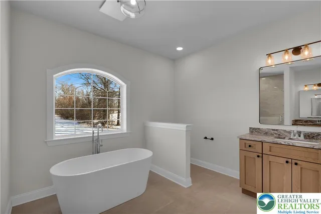 $789,000 | 1480 Bushkill Center Road, Nazareth, PA 18064