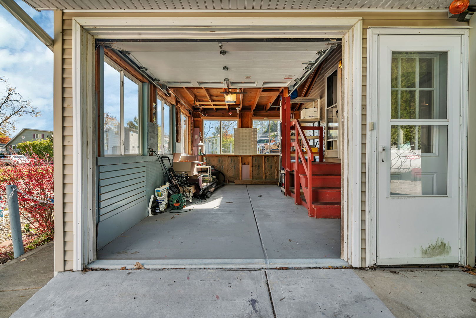 64 Fossil Ridge Road Wilmington, IL 60481 - Photo 19 of 40 a view of living room