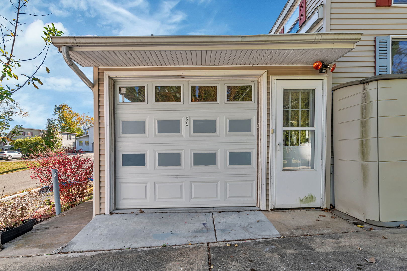 64 Fossil Ridge Road Wilmington, IL 60481 - Photo 20 of 40 a front view of a building with entryway