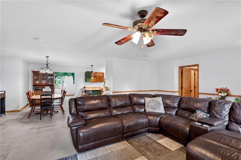 4713 Southeast Lostine Road Columbus, KS 66725 - Photo 18 of 56