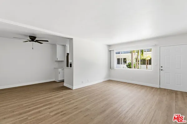 $2,595 | 3401 Ocean Park Boulevard, Unit 104, Santa Monica, CA 90405