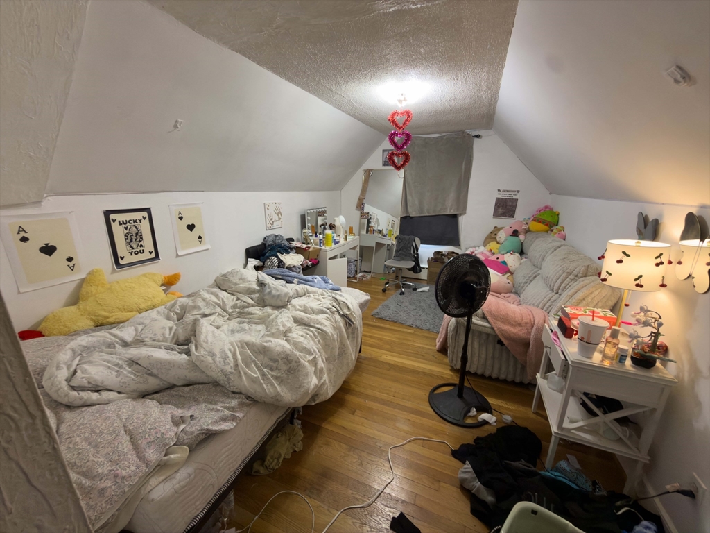 26 Greylock Road, Unit 3 Boston, MA 02134 - Photo 4 of 30