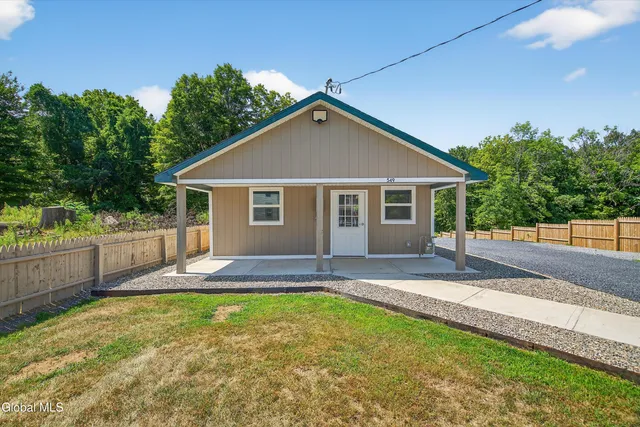 $134,900 | 549 Lower Allen Street, Hudson Falls, NY 12839
