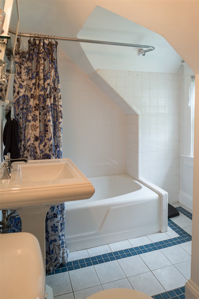 525 Valley Road Charlottesville, VA 22903 - Photo 7 of 14 a bathroom with a bathtub and shower