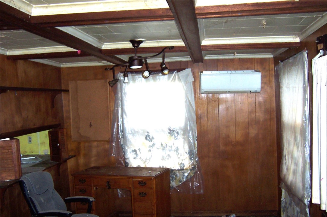 13589 Albion Eagle Harbor Road Gaines, NY 14411 - Photo 7 of 9 Dining Room