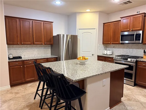 $520,000 | 2274 Dwight Court, Rosamond, CA 93560