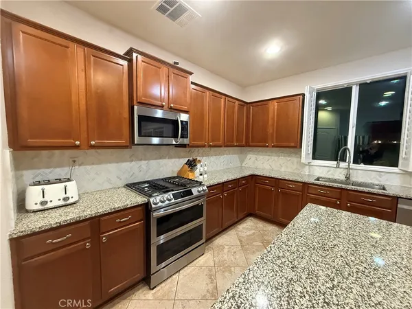 $520,000 | 2274 Dwight Court, Rosamond, CA 93560