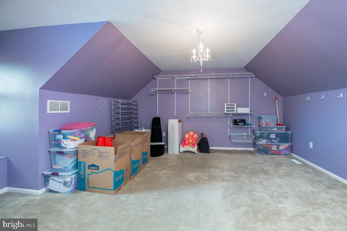 2906 Daniel Drive Reading, PA 19608 - Photo 20 of 23 Large bedroom on 2nd level