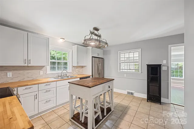 $599,900 | 1045 Dooley Drive, Charlotte, NC 28227