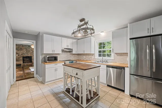 $599,900 | 1045 Dooley Drive, Charlotte, NC 28227