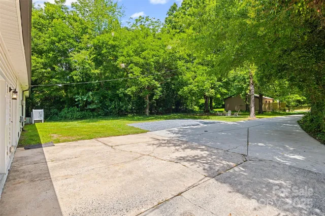 $599,900 | 1045 Dooley Drive, Charlotte, NC 28227