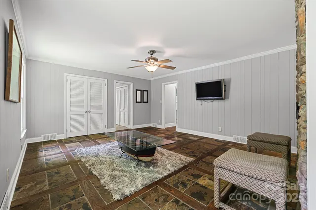 $599,900 | 1045 Dooley Drive, Charlotte, NC 28227