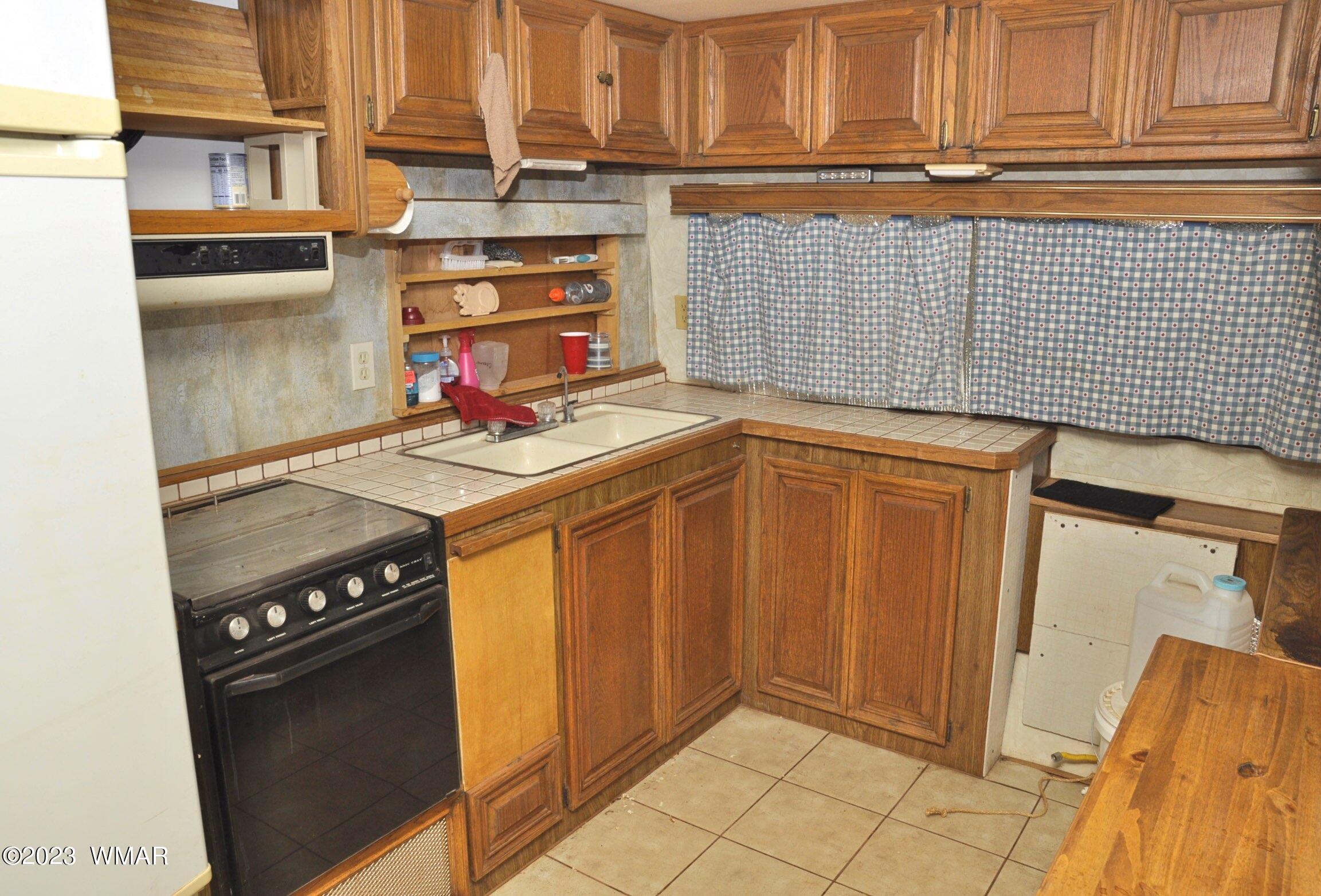 3848 Aztec Snowflake, AZ 85937 - Photo 13 of 28