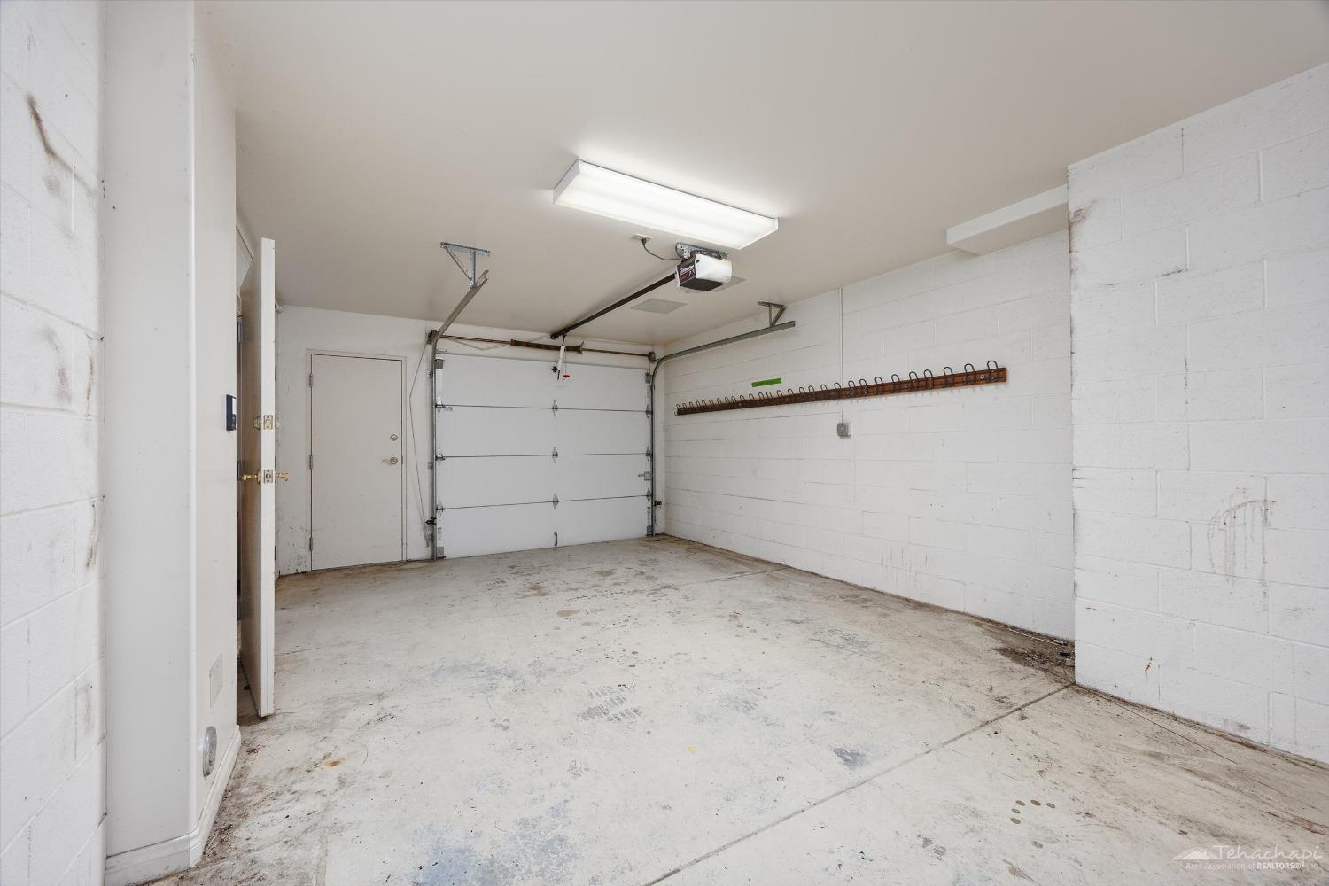 28641 Valley Oak Road Keene, CA 93531 - Photo 67 of 84 Gallery Image 67