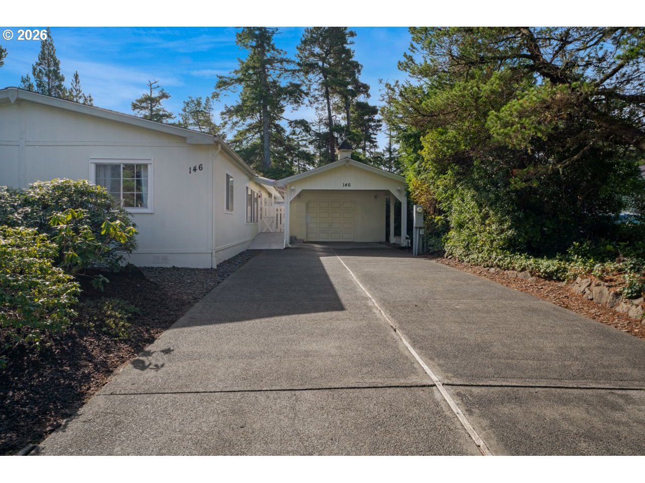 146 42nd Way Florence, OR 97439 - Photo 4 of 48