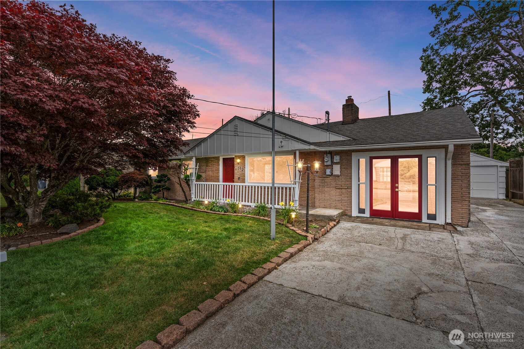 6112 Wildaire Road Southwest Lakewood, WA 98499 - Photo 2 of 32