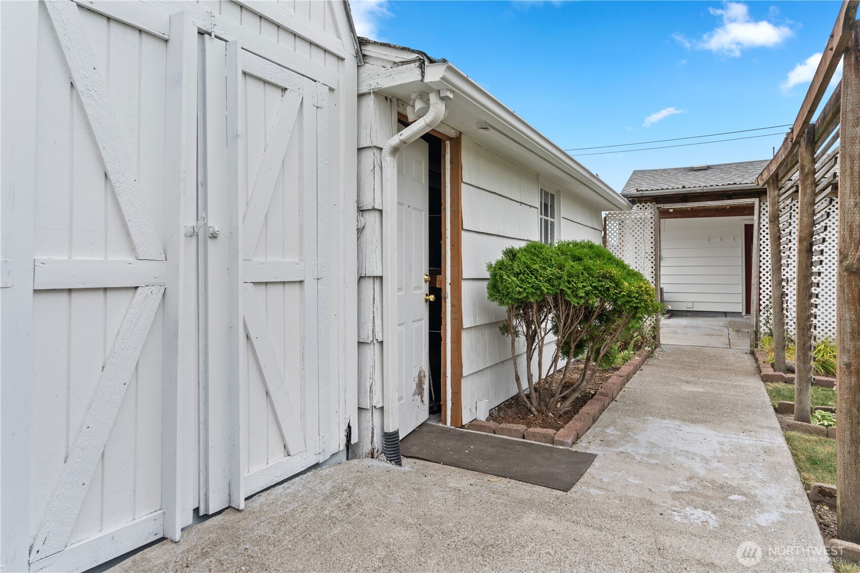 6112 Wildaire Road Southwest Lakewood, WA 98499 - Photo 29 of 32