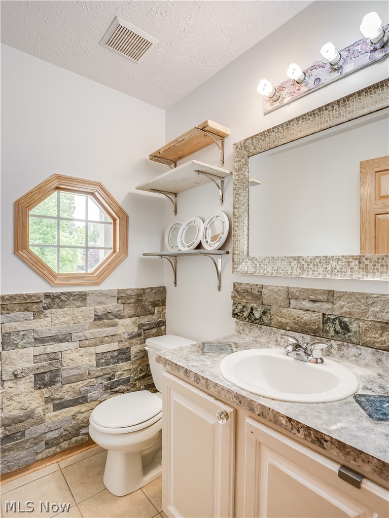 2826 Forestview Street Northeast Canton, OH 44721 - Photo 29 of 34