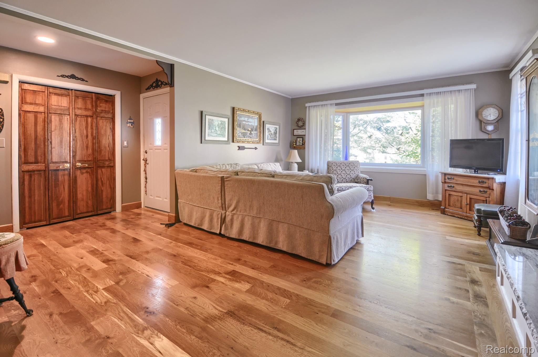 10336 Coolidge Road Goodrich, MI 48438 - Photo 15 of 34 SD3_9825-HDR(5).jpg