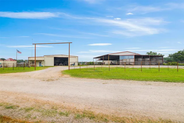 $695,000 | 9110 Cr 362 Caldwell Tx 77836, Caldwell, TX 77836