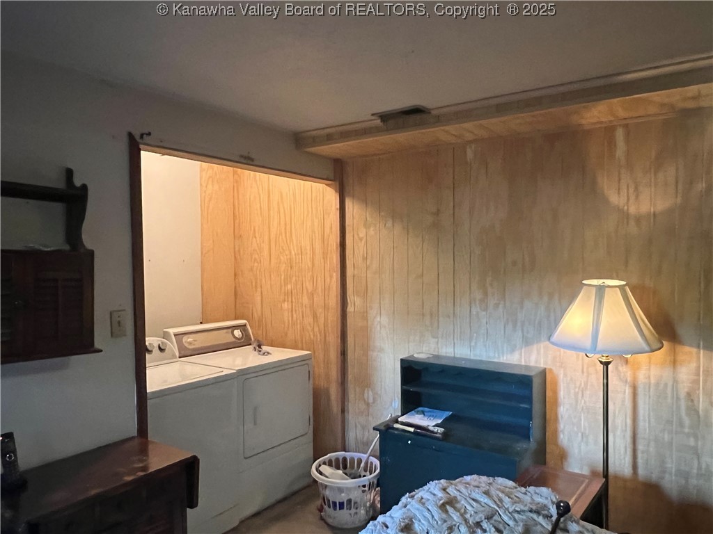 103 Fernwood Road St. Albans, WV 25177 - Photo 13 of 19 Water/Dryer