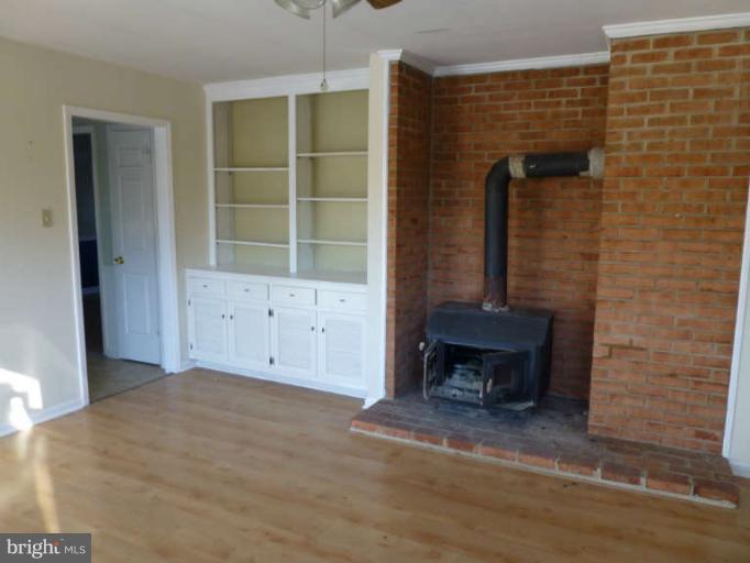 1960 Allen Road Berryville, VA 22611 - Photo 3 of 21 Family Room