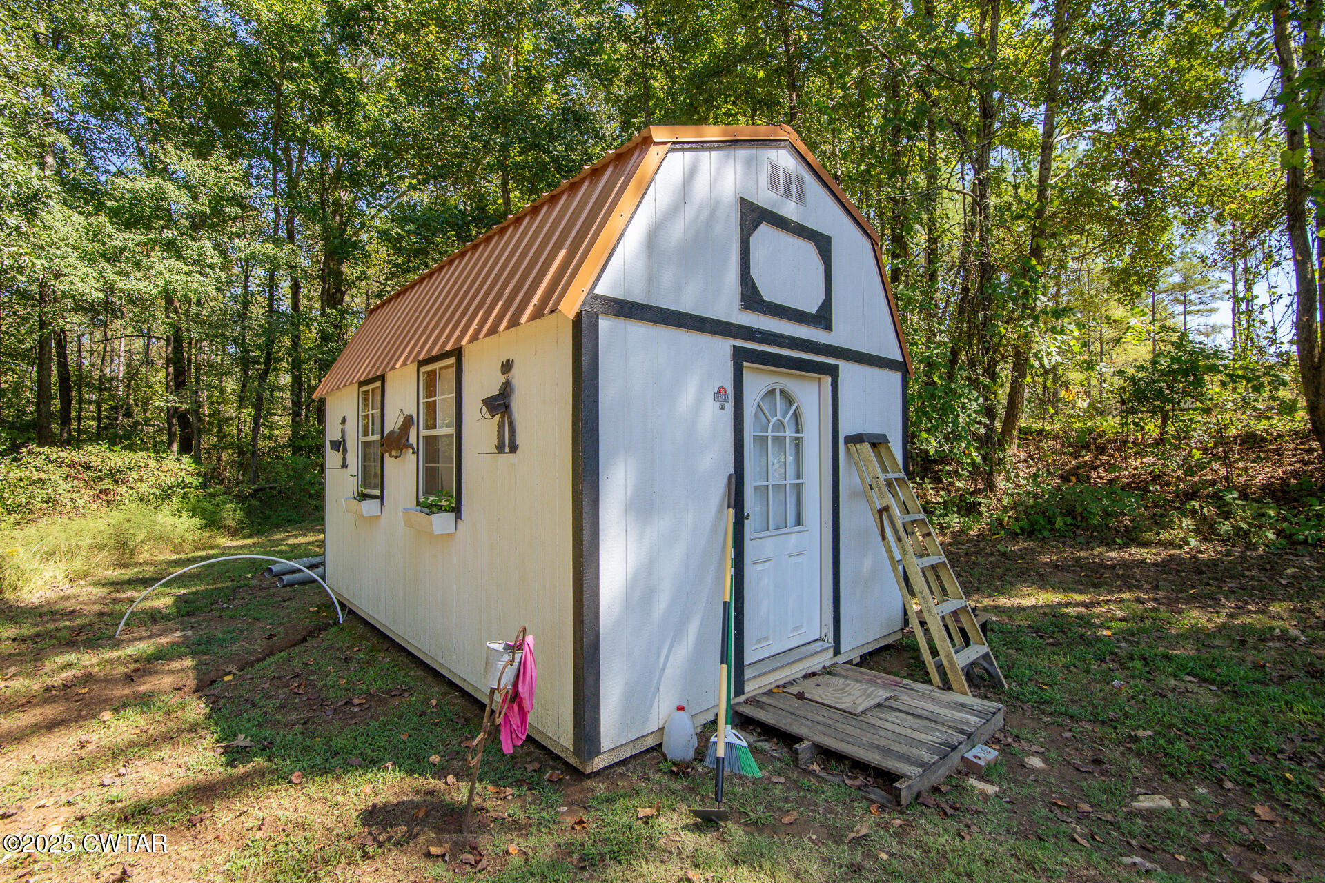 2020 Parkburg Road Medon, TN 38356 - Photo 18 of 24 a view of backyard of house