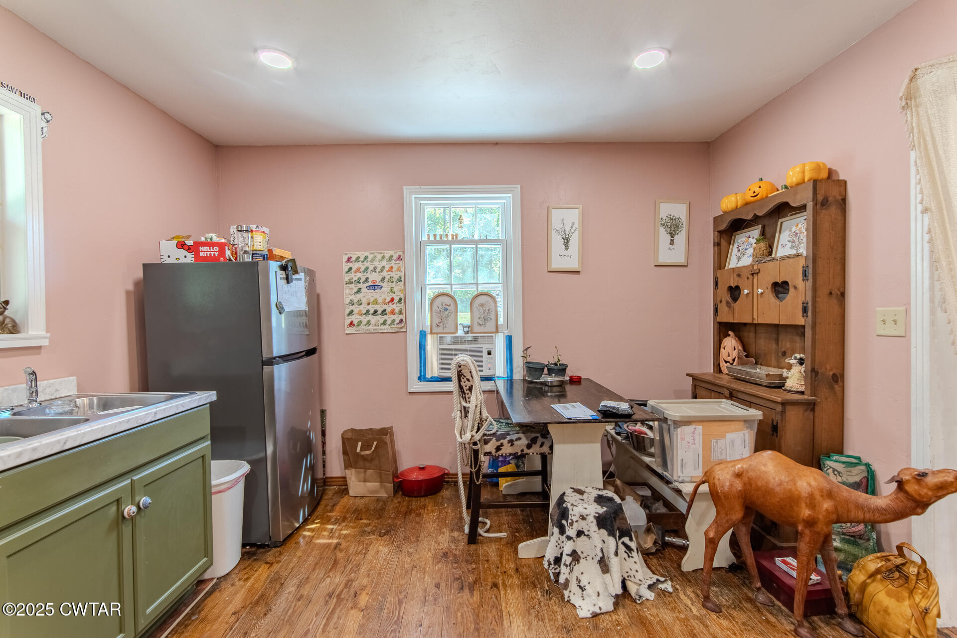 2020 Parkburg Road Medon, TN 38356 - Photo 8 of 24 a room with furniture a rug and a window