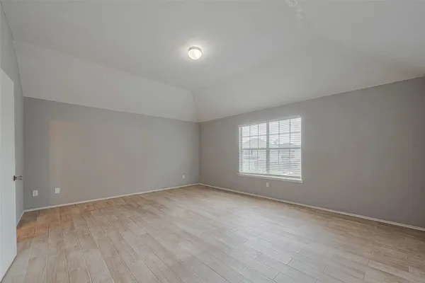 $2,300 | 9926 Myrtle Field Lane, Houston, TX 77044