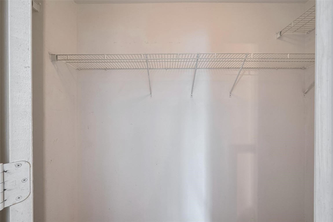 9926 Myrtle Field Lane Houston, TX 77044 - Photo 31 of 33 a view of a room