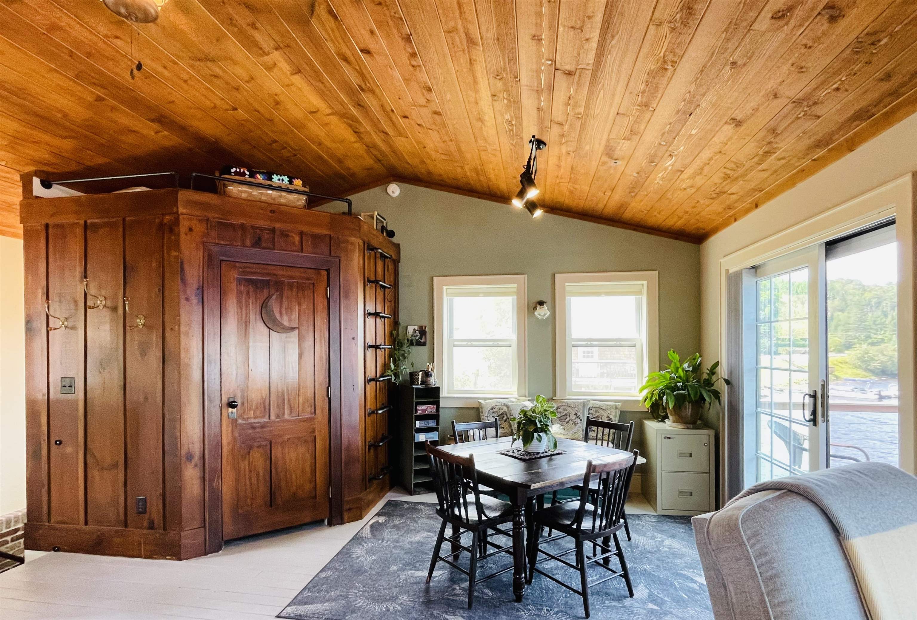 43 Jackson Lodge Road Canaan, VT 05903 - Photo 19 of 37