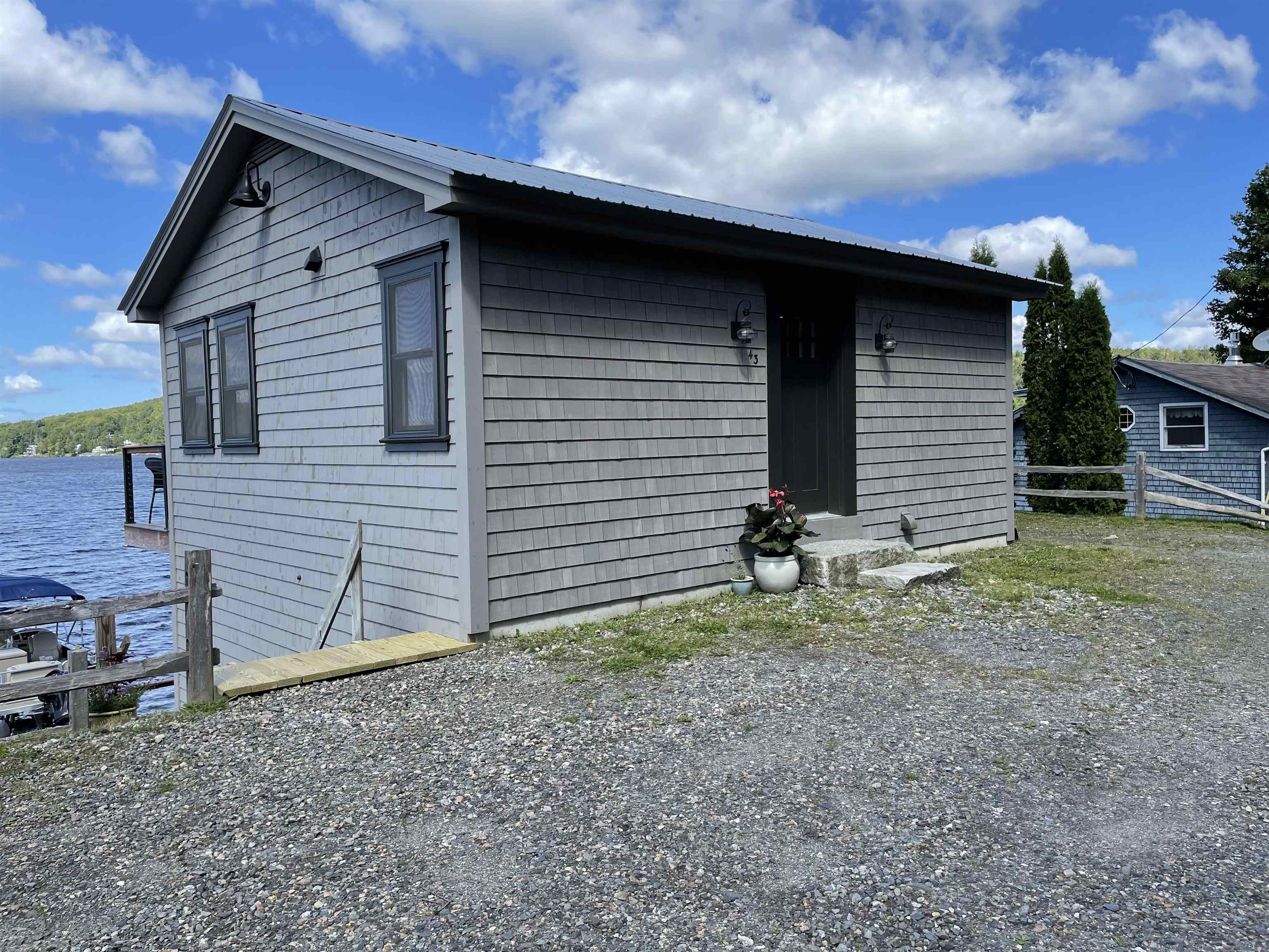 43 Jackson Lodge Road Canaan, VT 05903 - Photo 4 of 37