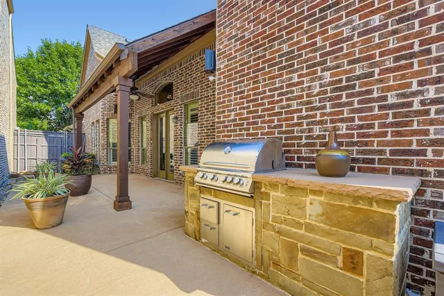 $849,900 | 7113 Underwood Drive, Plano, TX 75024