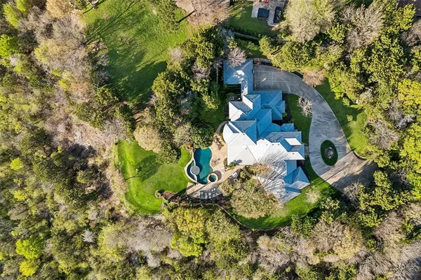 $2,390,000 | 707 Oak Hill Lane, Cedar Hill, TX 75104