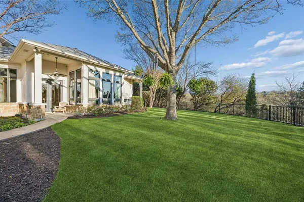 $2,390,000 | 707 Oak Hill Lane, Cedar Hill, TX 75104