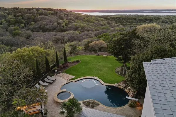 $2,390,000 | 707 Oak Hill Lane, Cedar Hill, TX 75104