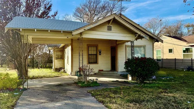 $219,995 | 1139 North Bagley Street, Dallas, TX 75211