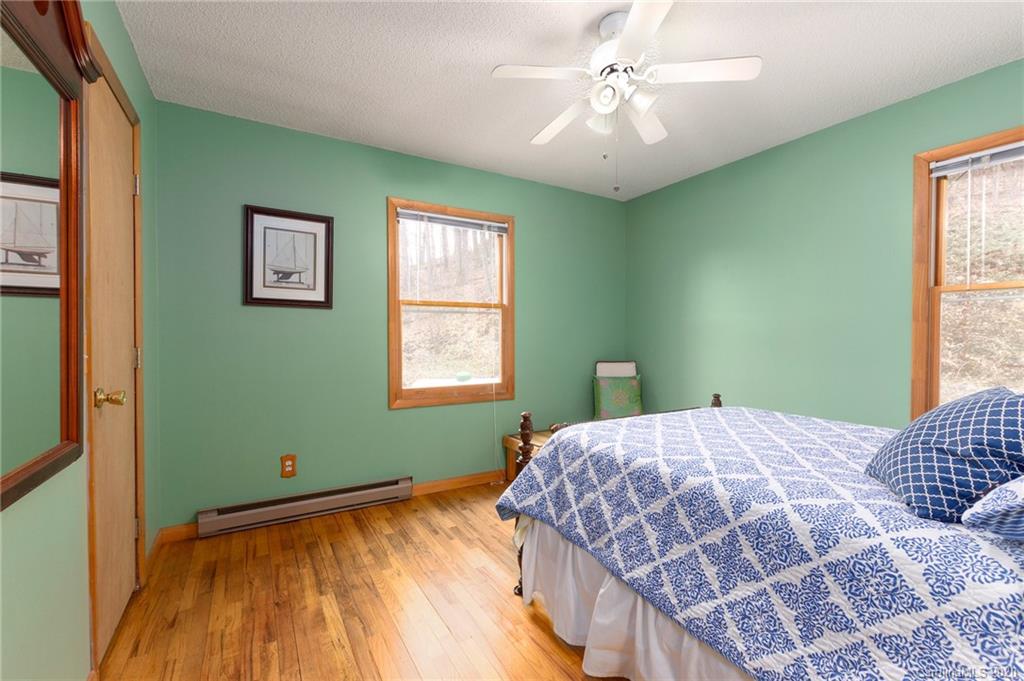 84 Bryant Road Swannanoa, NC 28778 - Photo 17 of 23 Gallery Image 17