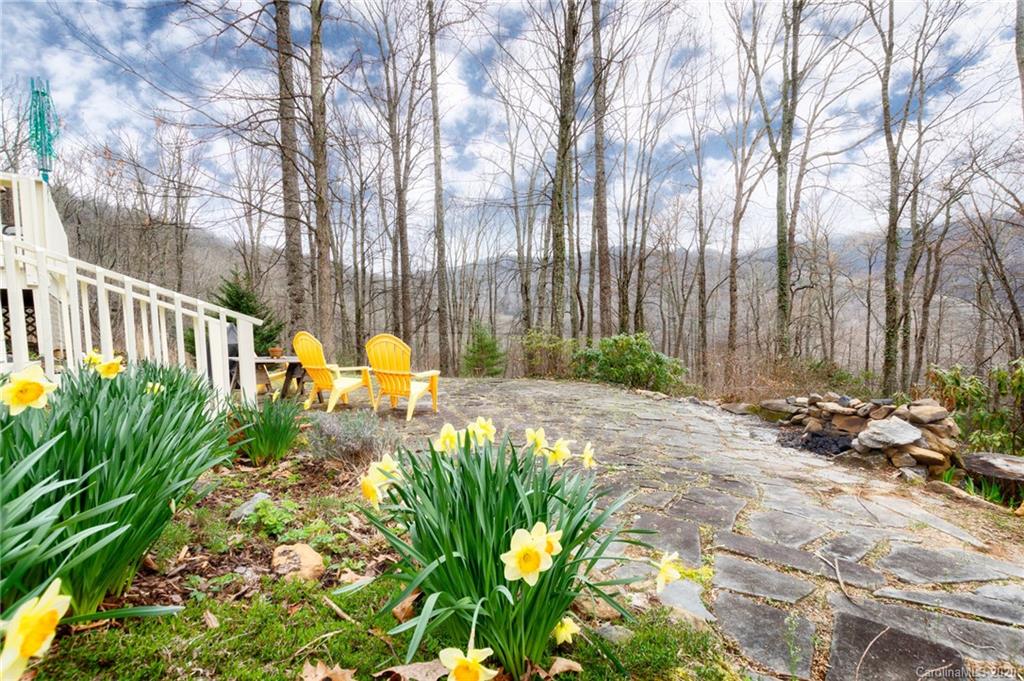 84 Bryant Road Swannanoa, NC 28778 - Photo 20 of 23 Gallery Image 20
