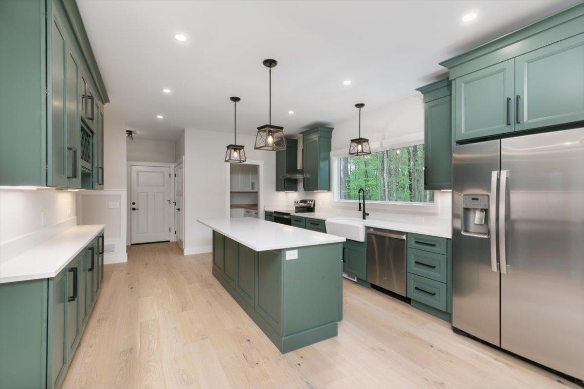 14 Corliss Hill Road Haverhill, MA 01830 - Photo 3 of 40