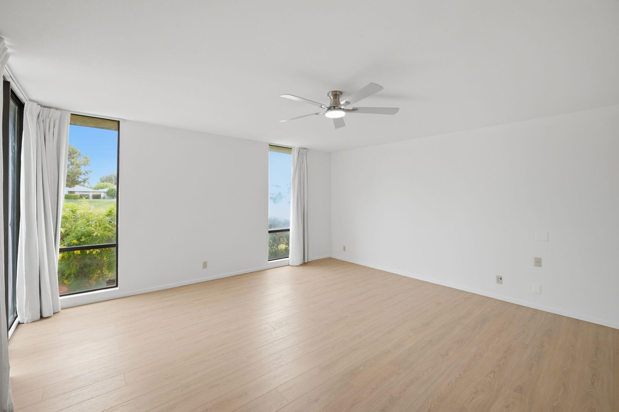 72460 Rodeo Way Rancho Mirage, CA 92270 - Photo 18 of 31 17-web-or-mls-P1189278 Jordan Hernandez