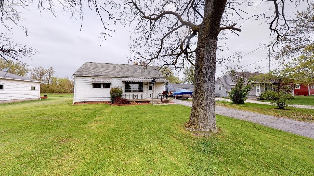 4589 West Harbor Road Port Clinton, OH 43452 - Photo 1 of 18 Gallery Image 1